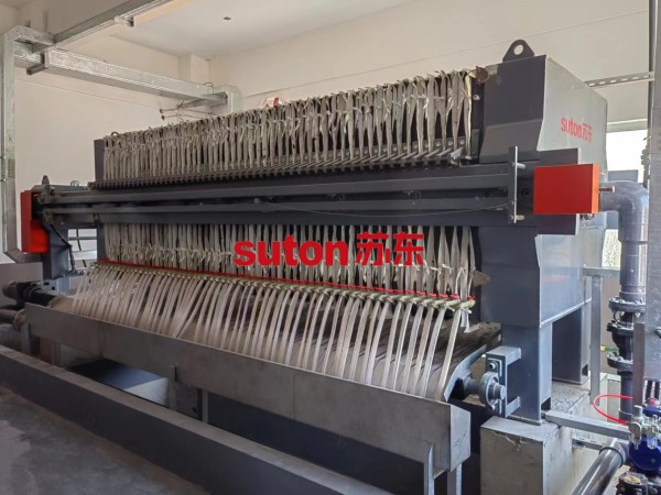 壓濾機(jī)-隔膜壓濾機(jī)-板框壓濾機(jī)-江蘇蘇東化工機(jī)械有限公司 壓濾機(jī)-隔膜壓濾機(jī)-板框壓濾機(jī)-江蘇蘇東化工機(jī)械有限公司